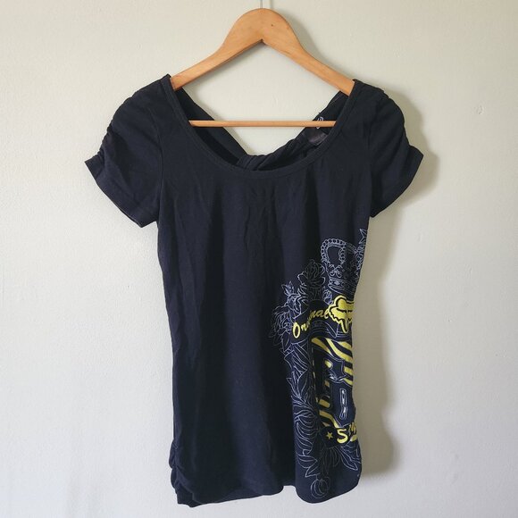 Cut out back fox shirt - Picture 1 of 4